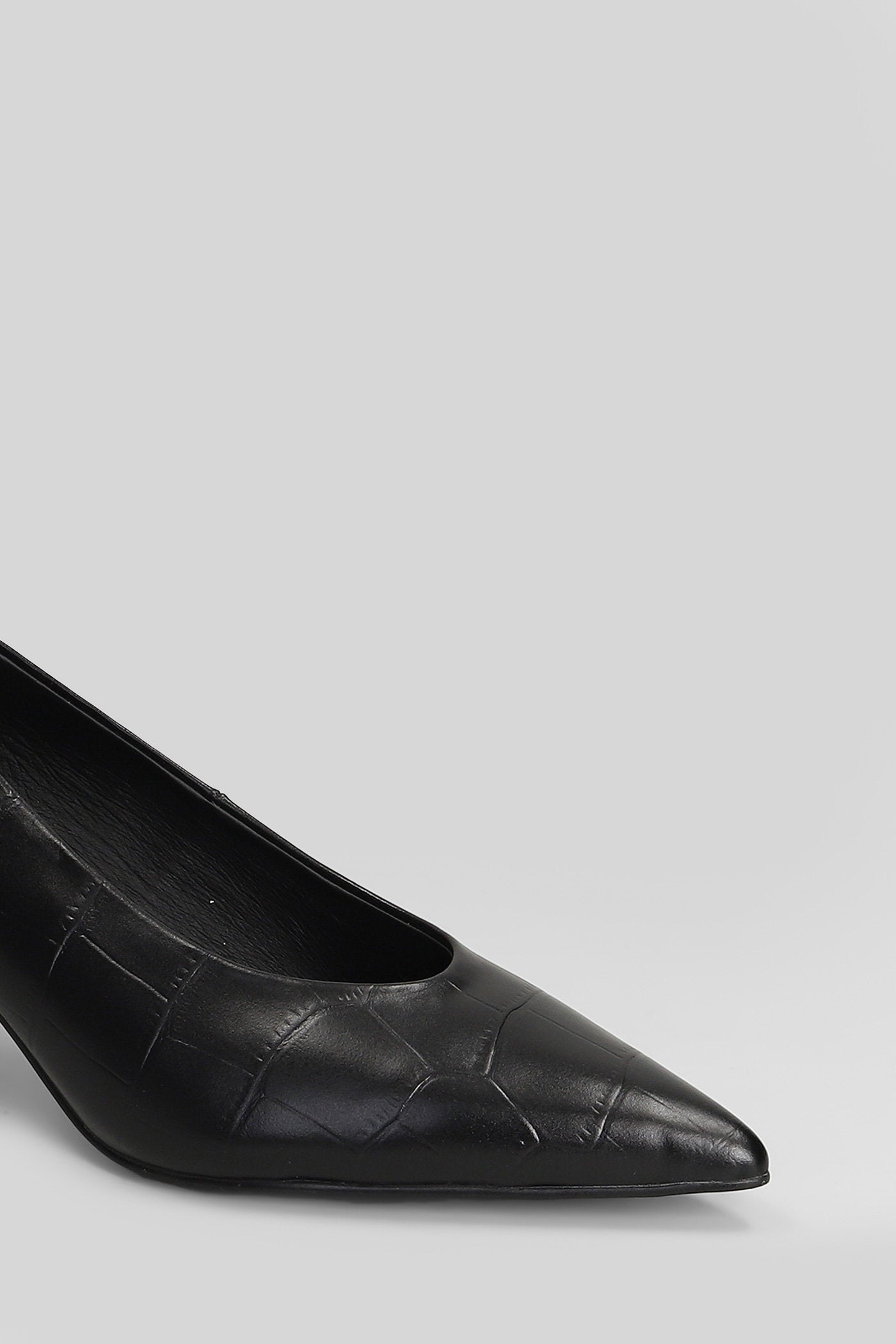 Pumps In Black Leather Scarpe