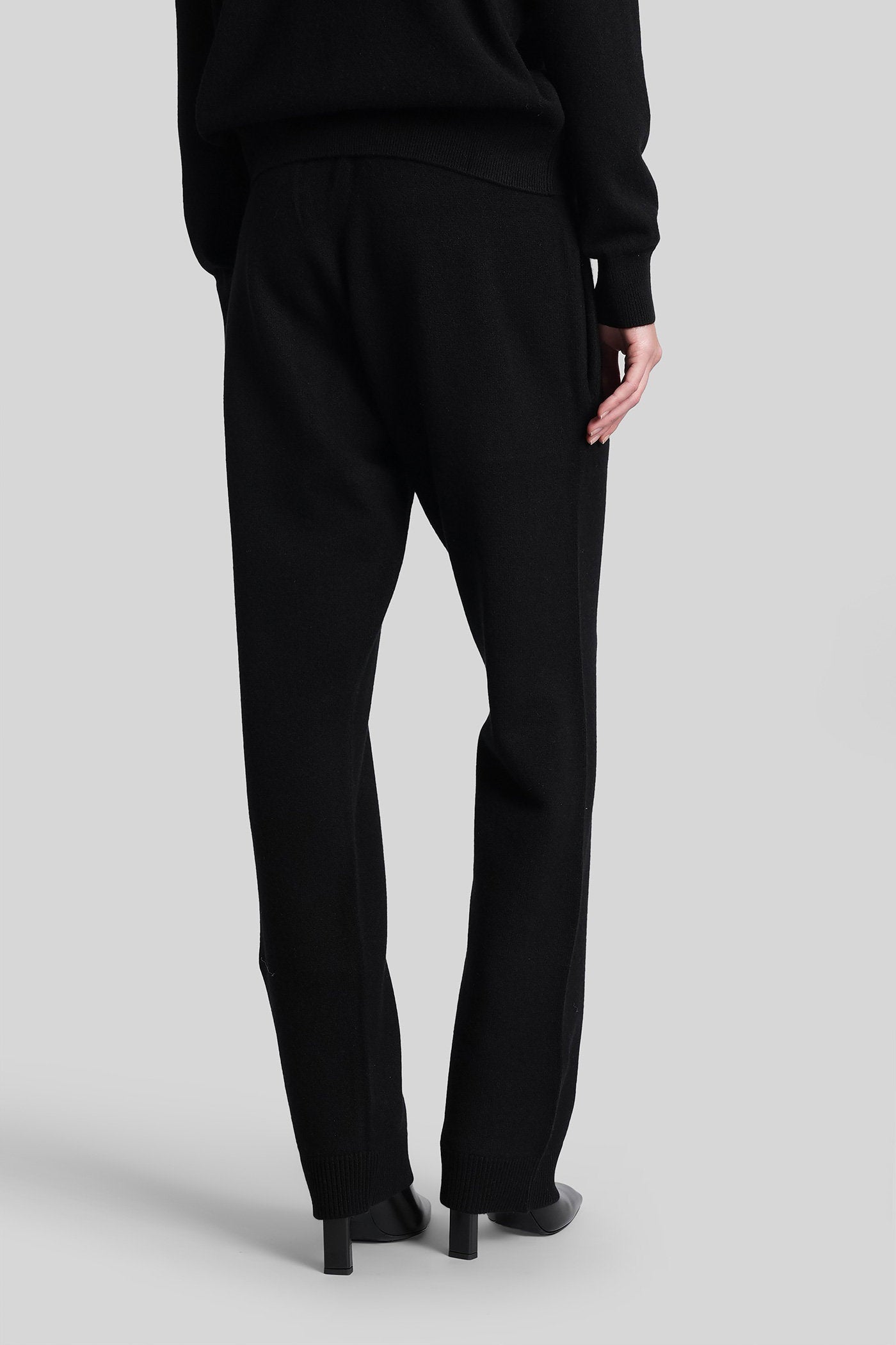Pants in black wool Abbigliamento