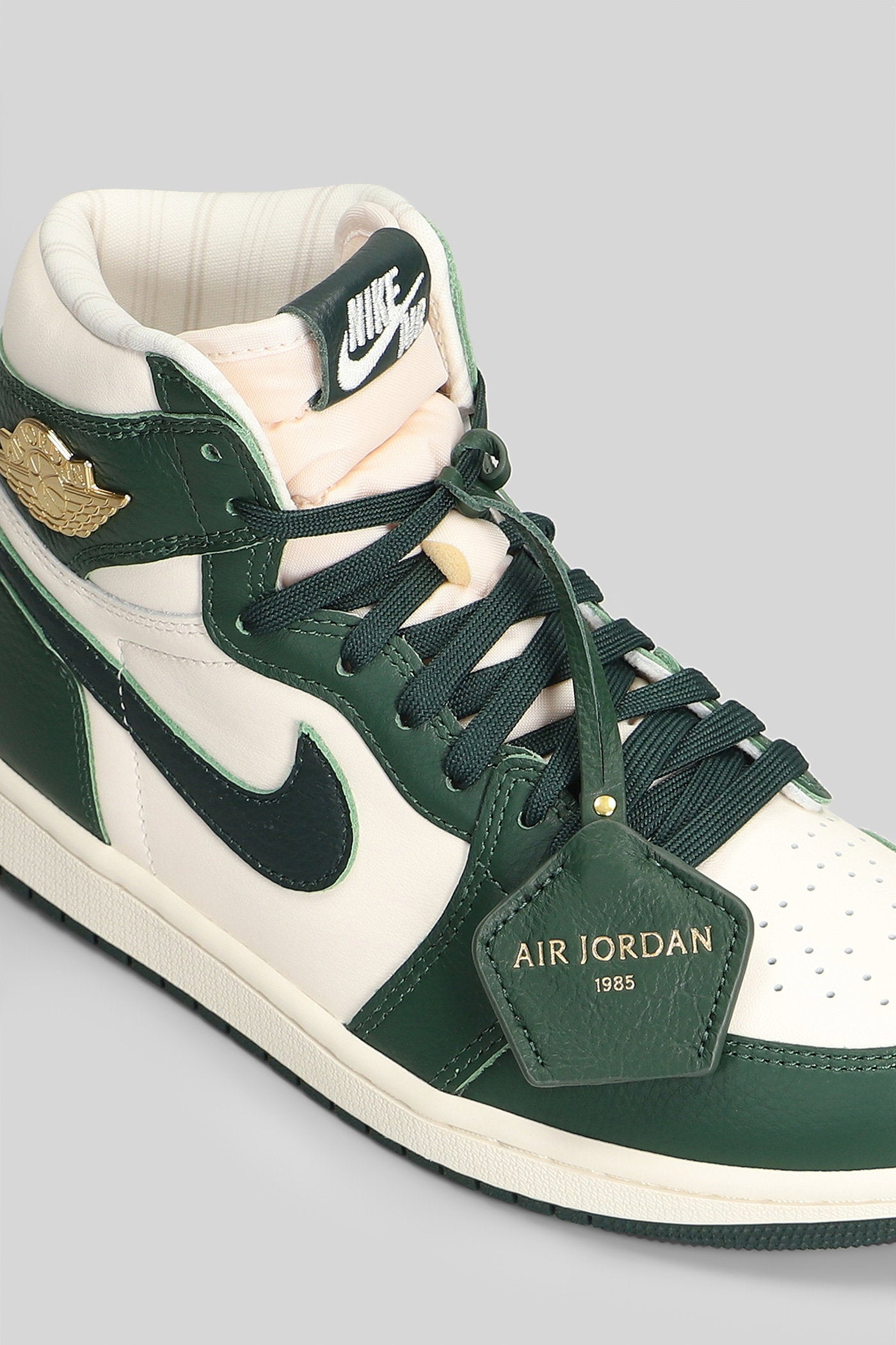 Air Jordan 1 Retro Sneakers in white leather Scarpe