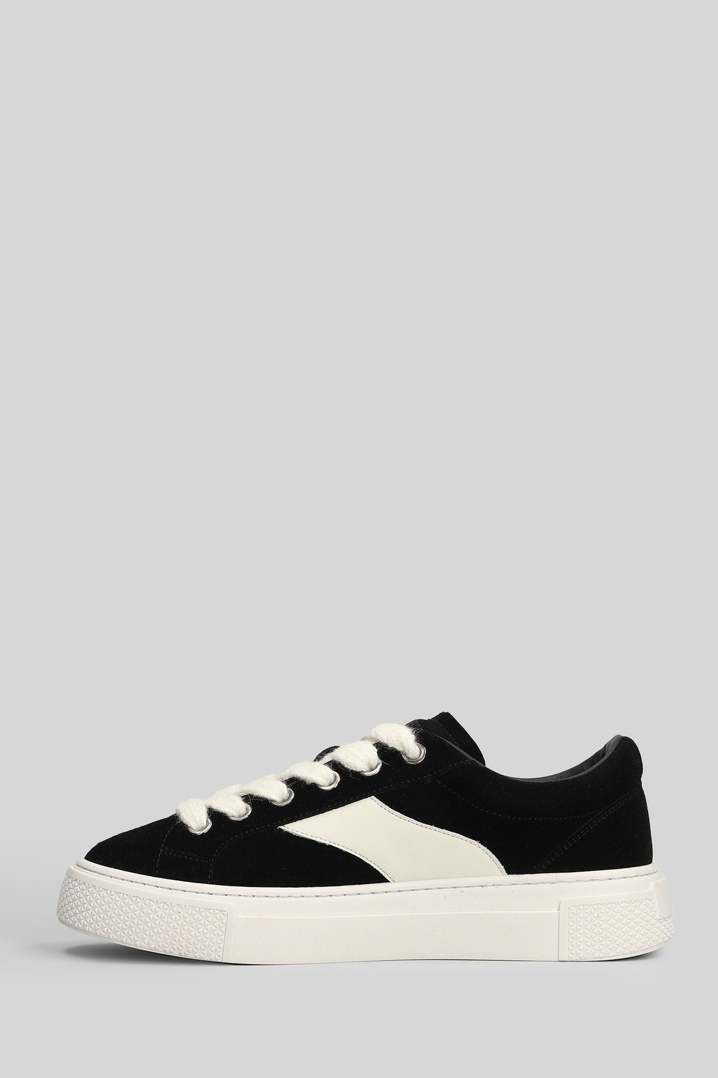 Piper Sneakers in black suede Scarpe