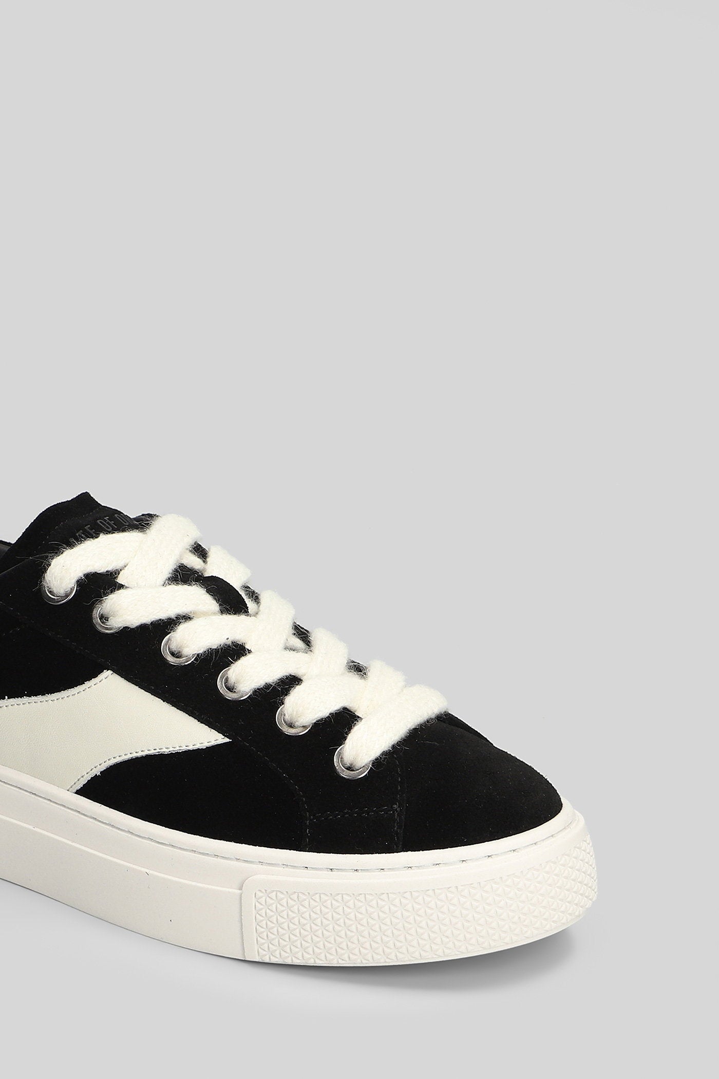 Piper Sneakers in black suede Scarpe