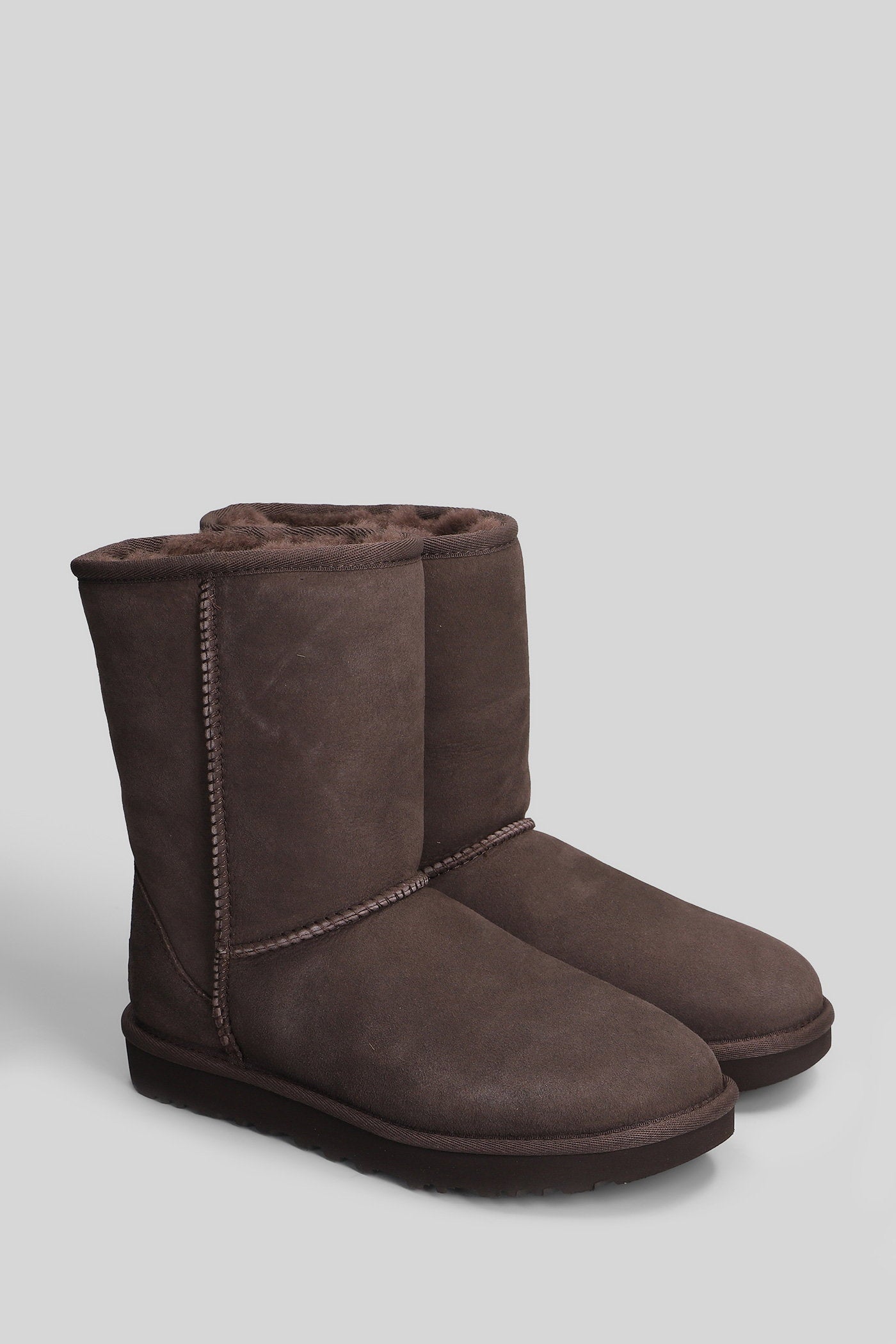 Classic Short II low heels Ankle boots in brown suede Scarpe