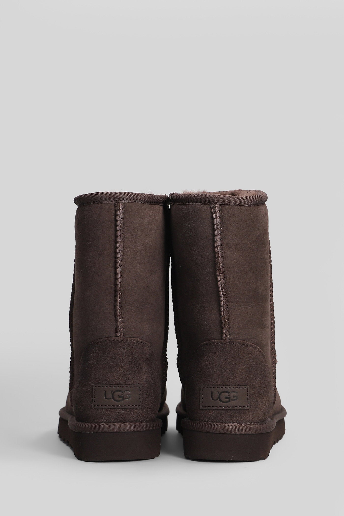 Classic Short II low heels Ankle boots in brown suede Scarpe