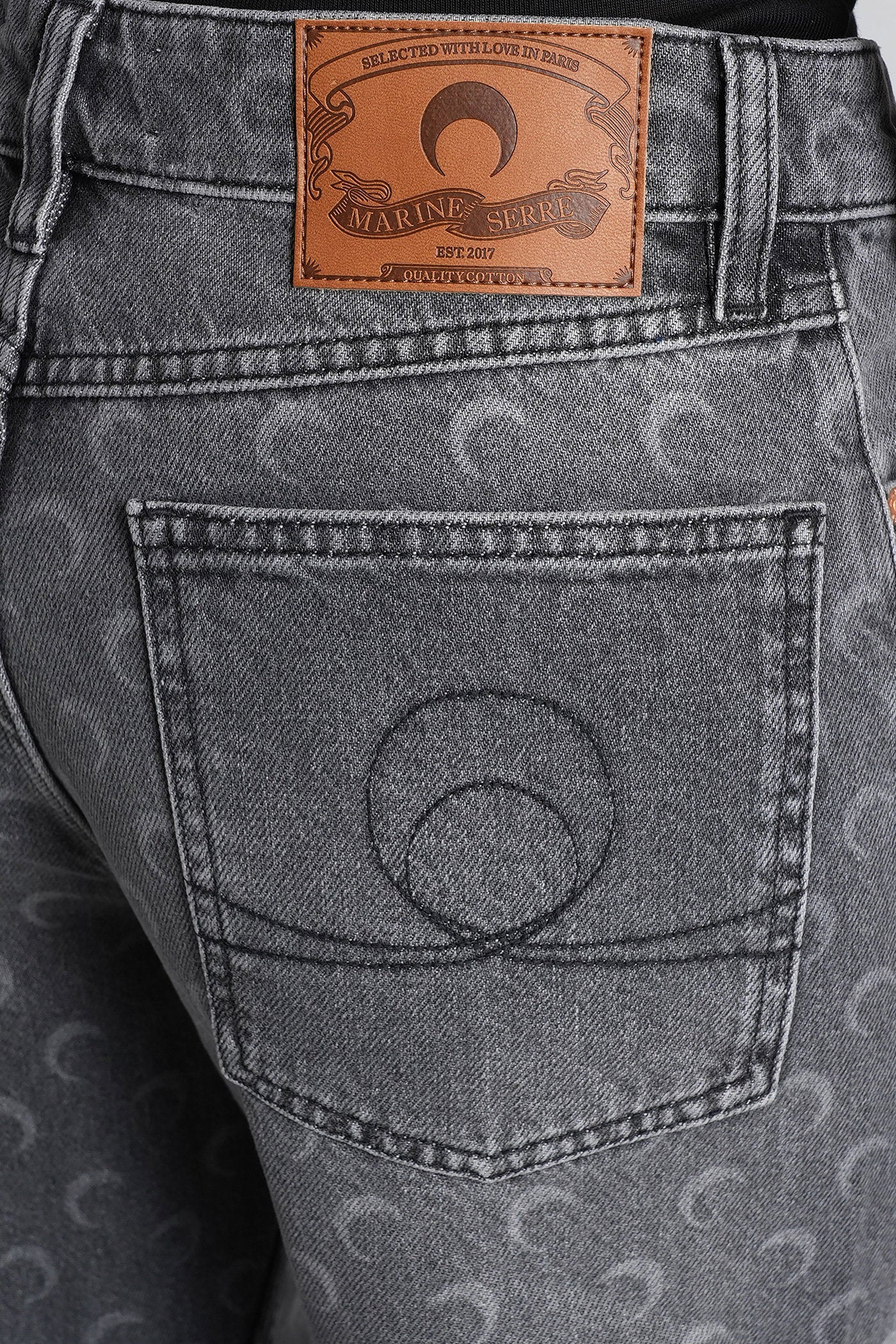 Jeans in grey denim Abbigliamento