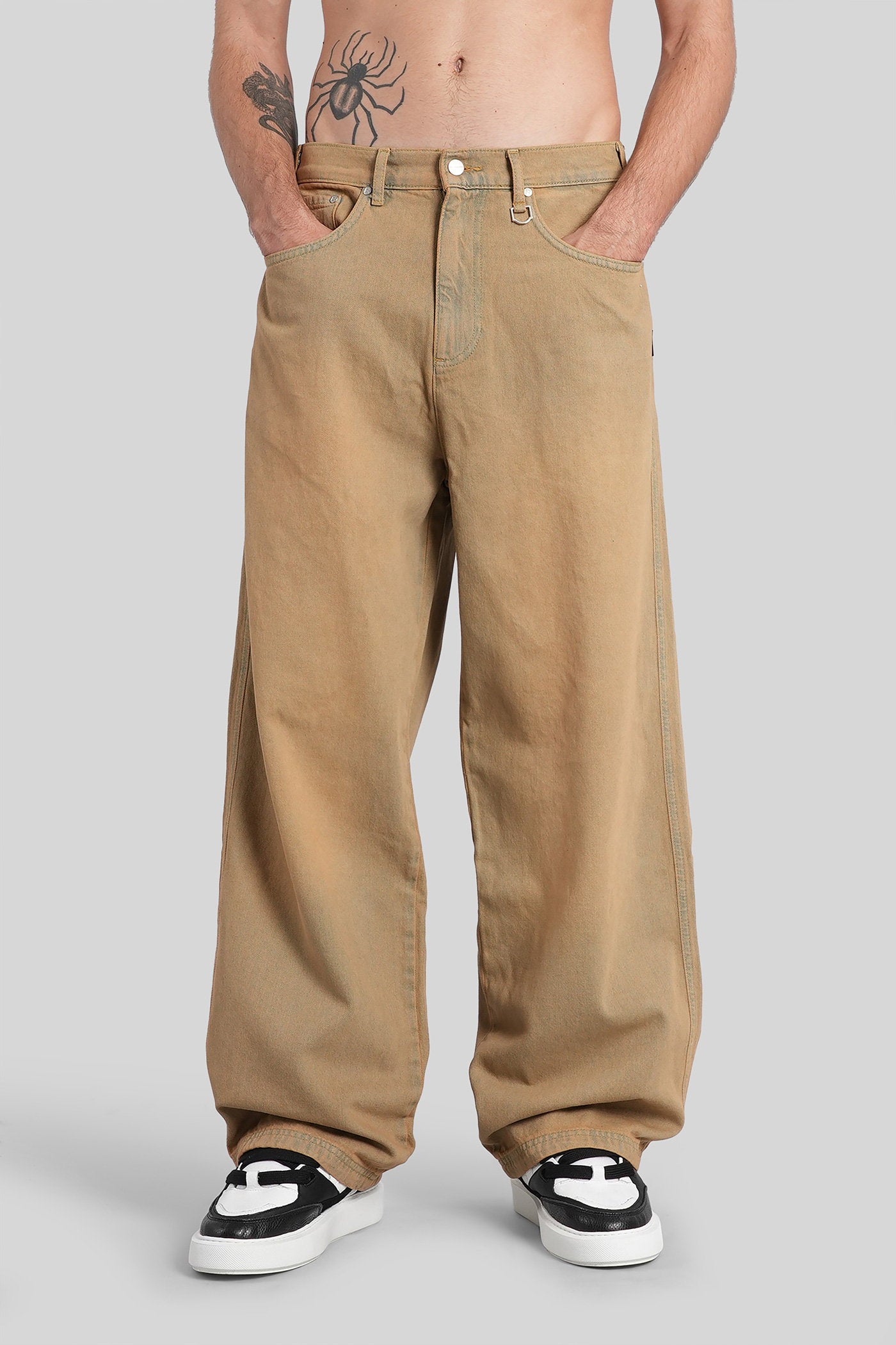Jeans in beige denim Abbigliamento