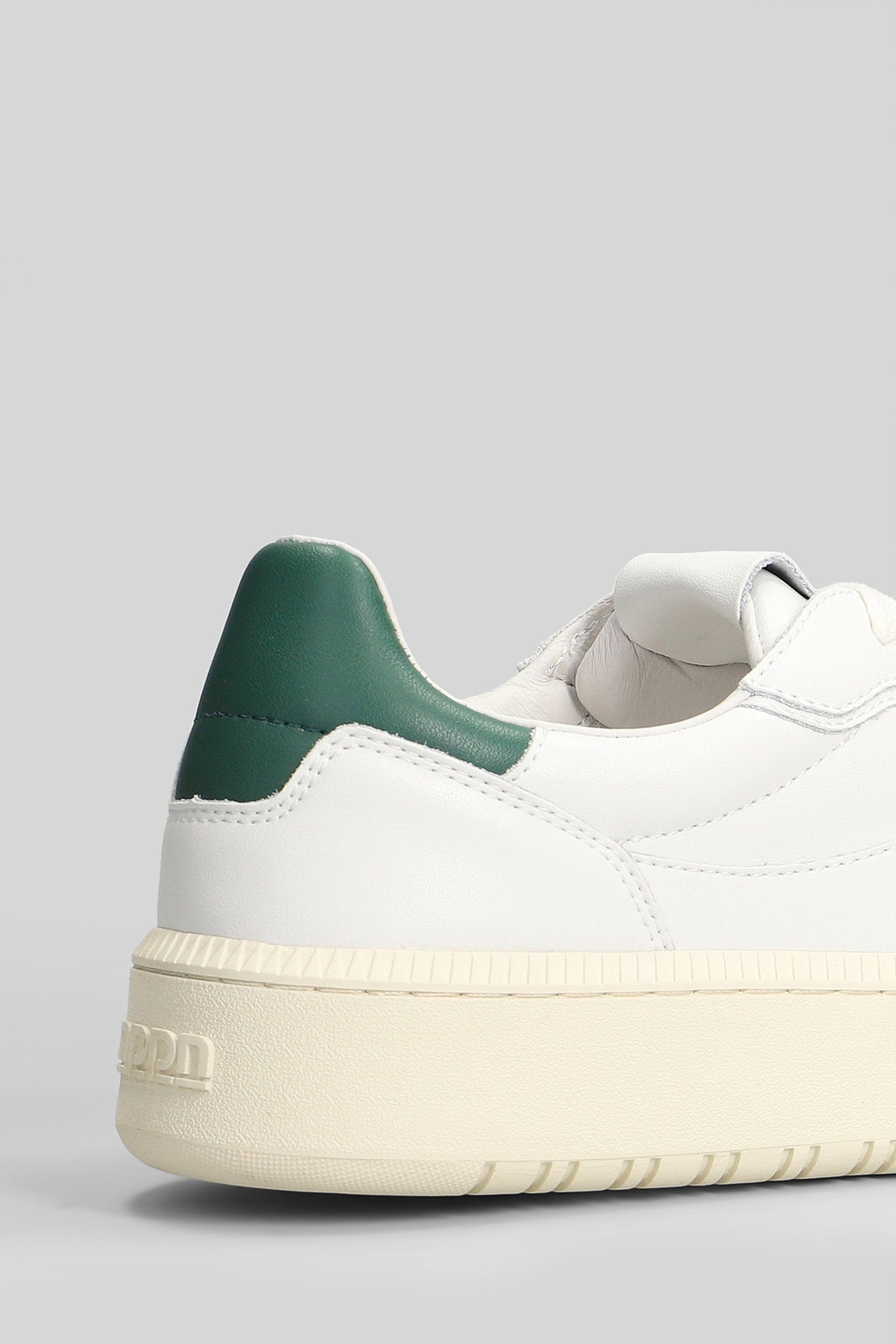 Sneakers in white suede and leather Scarpe