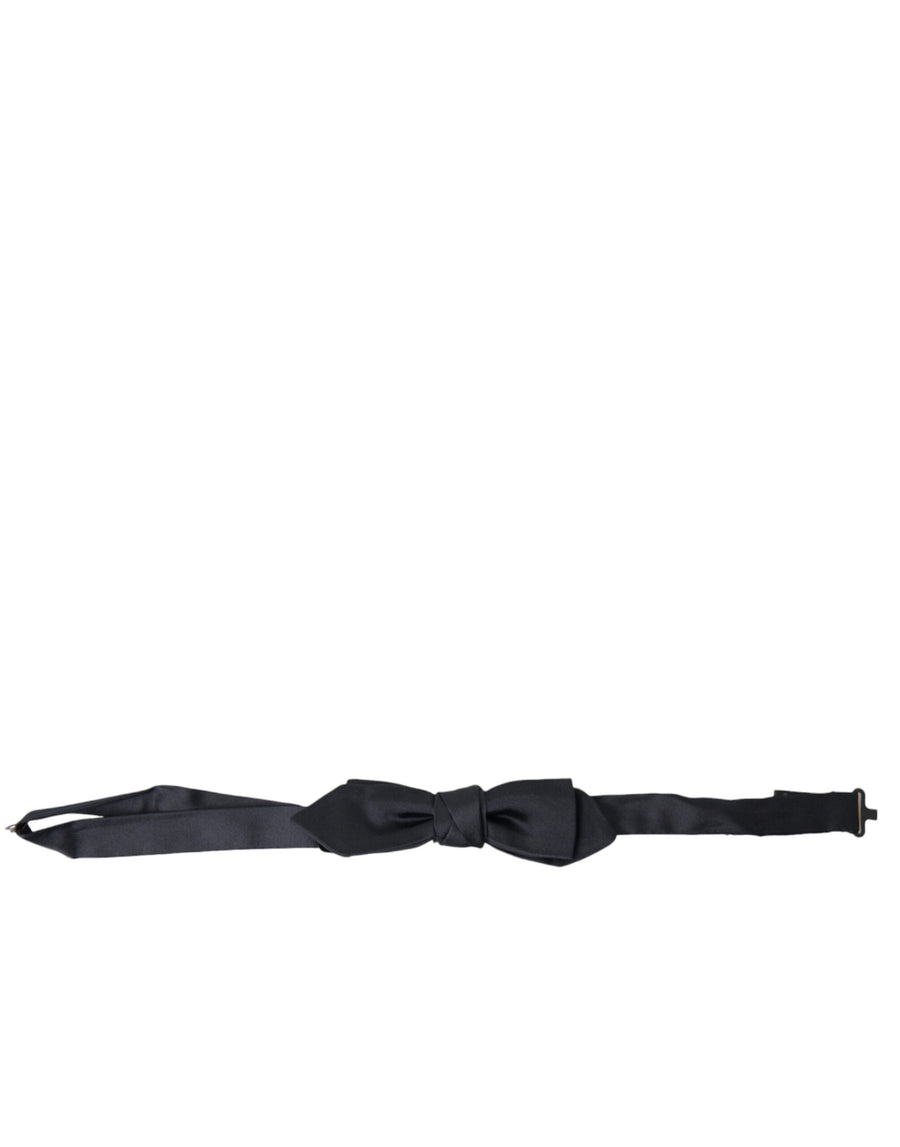 Dolce & Gabbana 100% Silk bow tie in navy