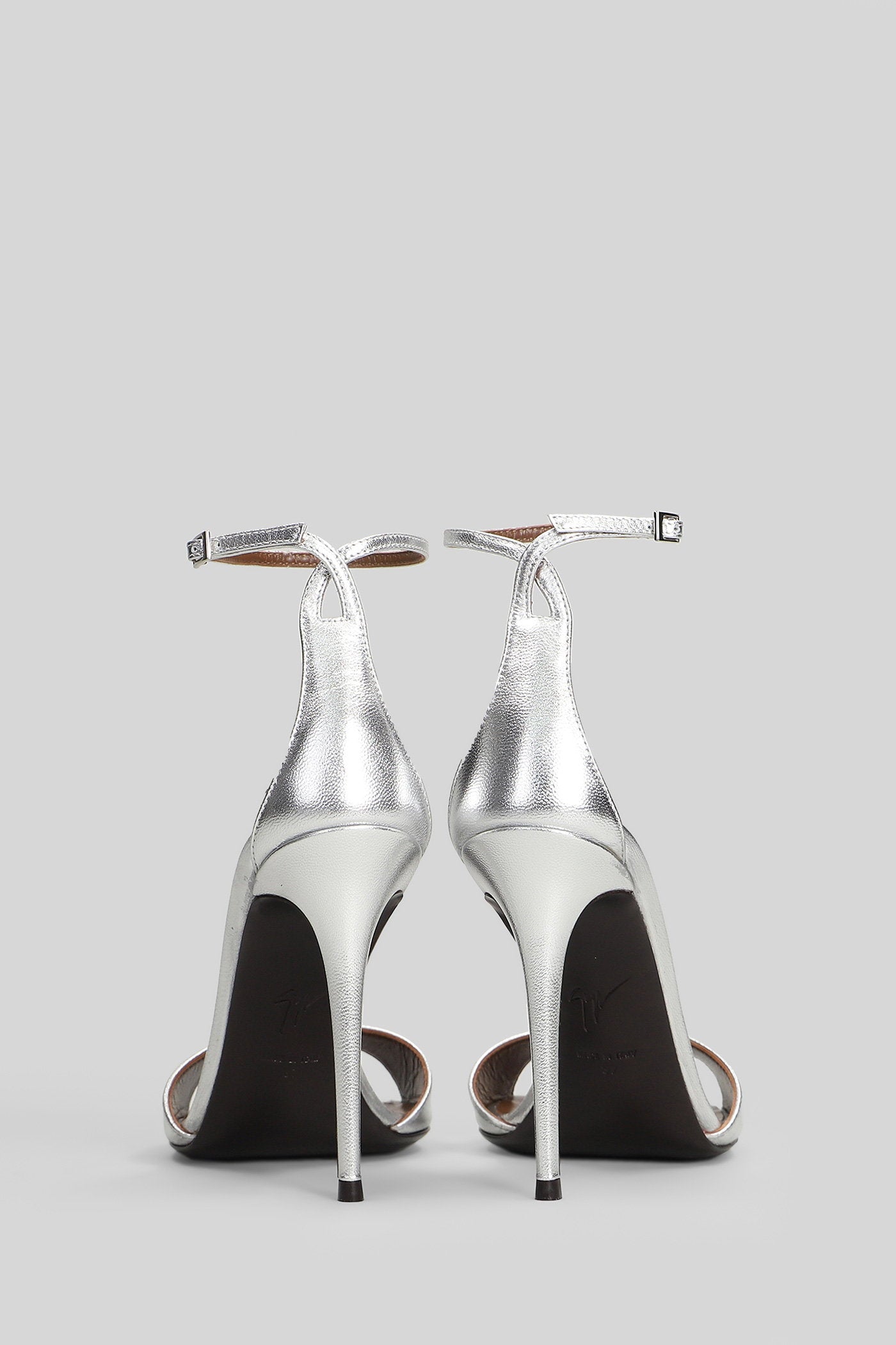 Intriigo strap 105 Sandals in silver leather Scarpe