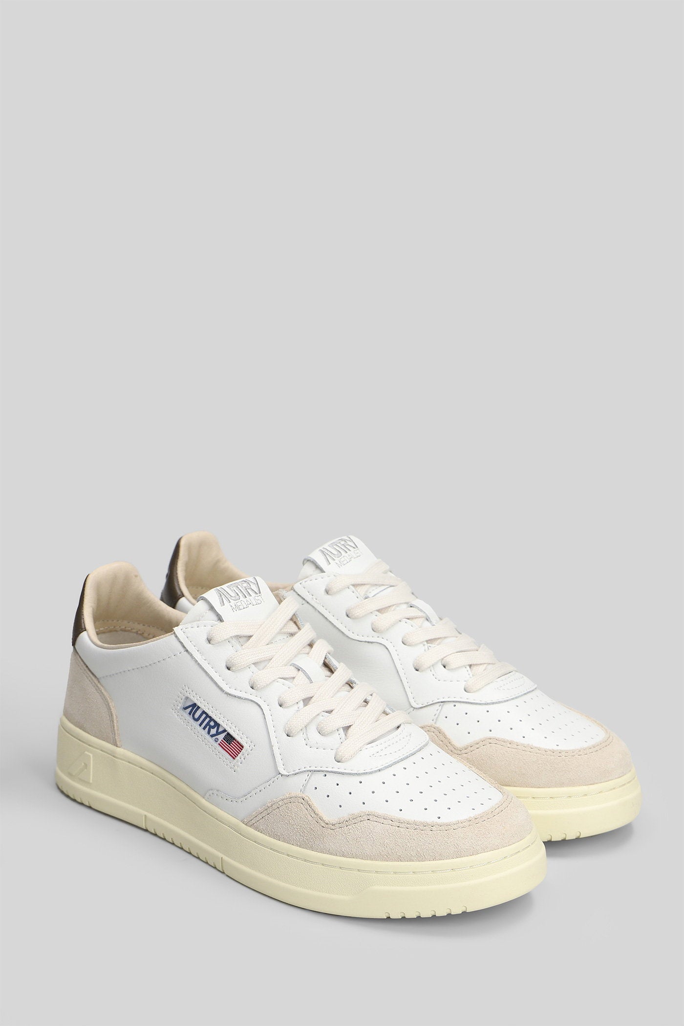 Medalist low Sneakers in white suede and leather Scarpe