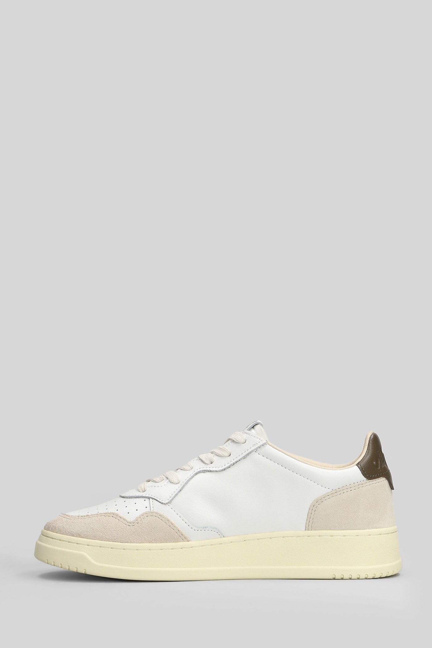 Medalist low Sneakers in white suede and leather Scarpe