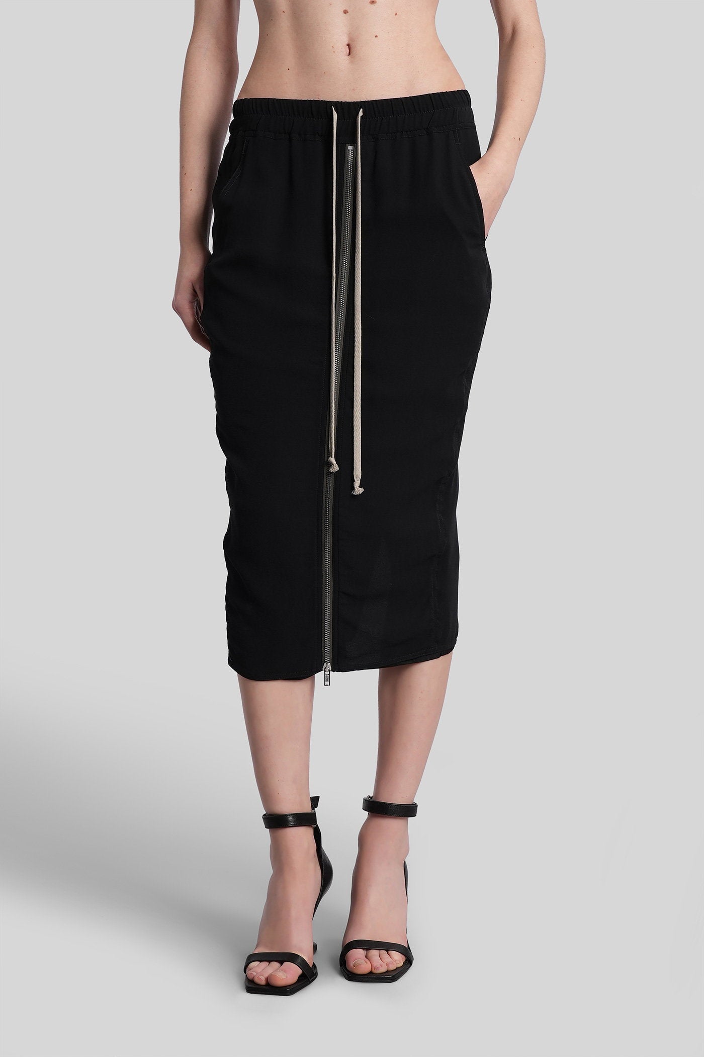Zipped short pillar Skirt in black silk Abbigliamento