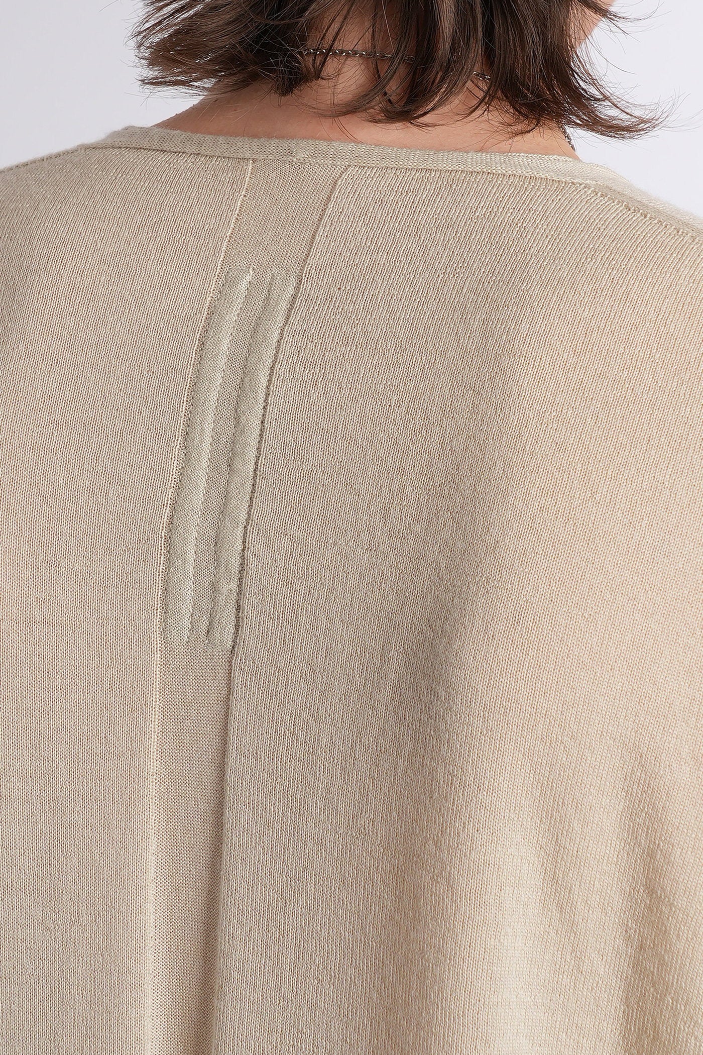 V neck pull Knitwear in beige wool Abbigliamento