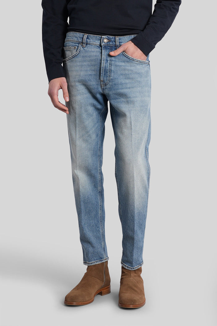 Jeans in blue denim Abbigliamento