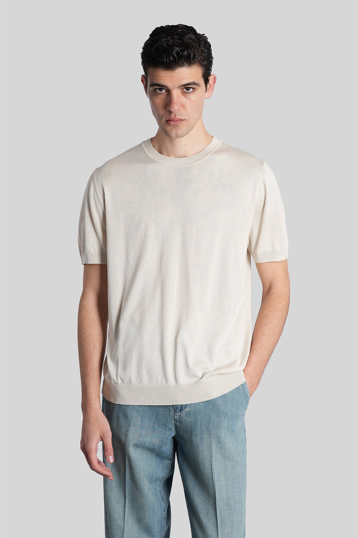 T-Shirt in beige silk Abbigliamento