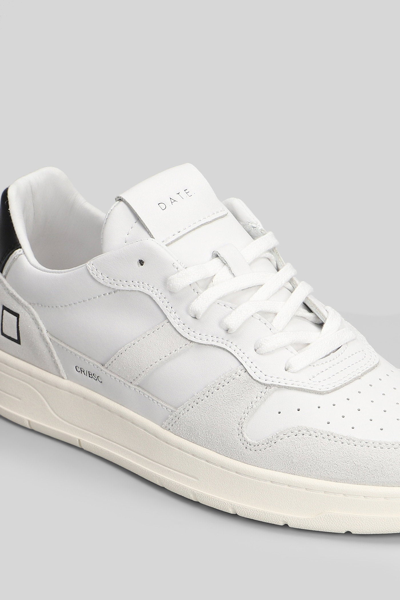 Court 2.0 Basic Sneakers in white suede and leather Scarpe
