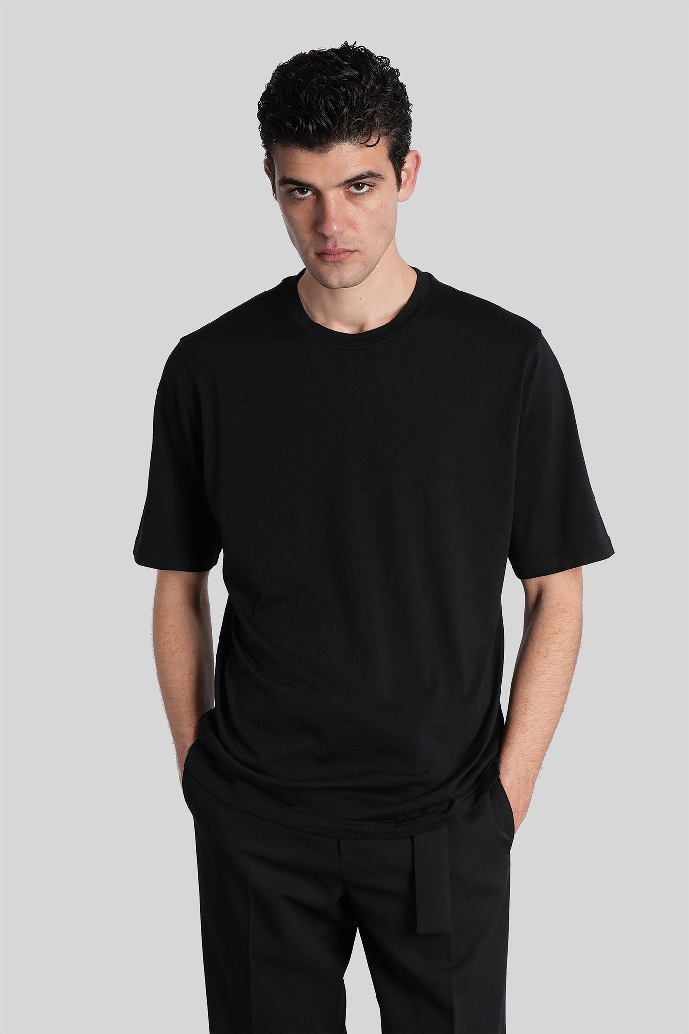 T-Shirt in black cotton Abbigliamento