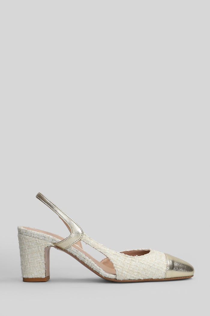 Shirley Pumps in beige fabric Scarpe