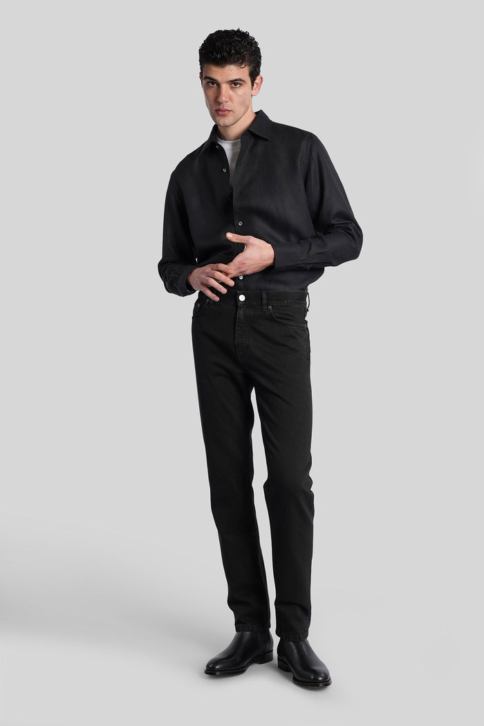 Jeans in black denim Abbigliamento