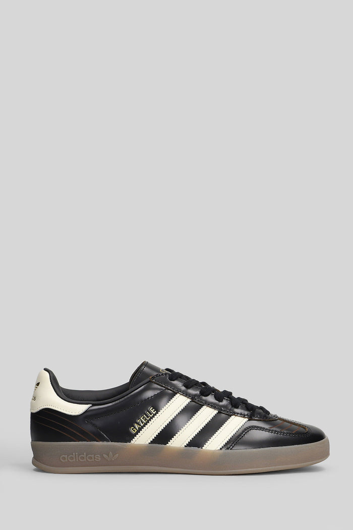 Gazelle Indoor Sneakers in black leather Scarpe