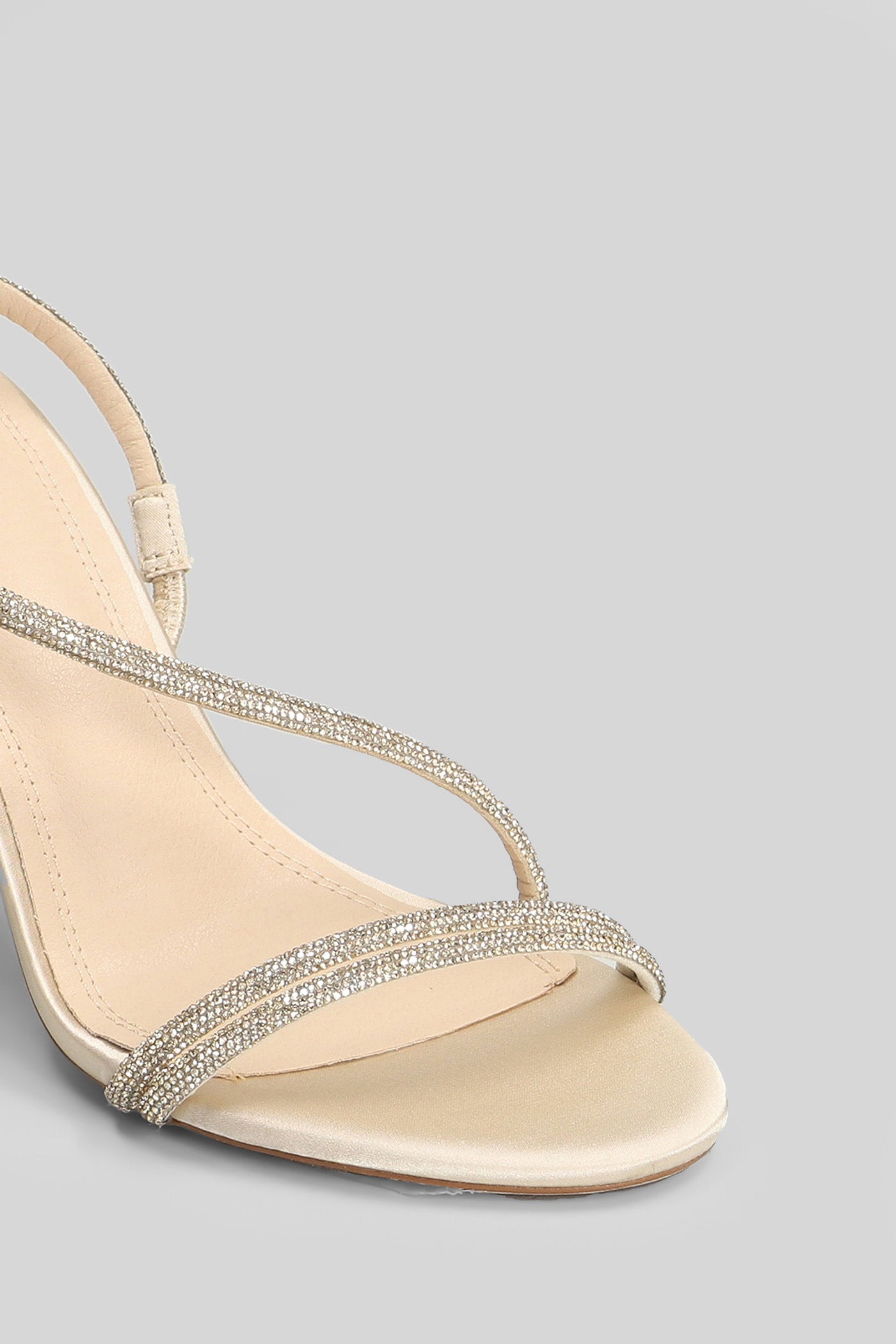Flamenco Sandals in gold leather Scarpe