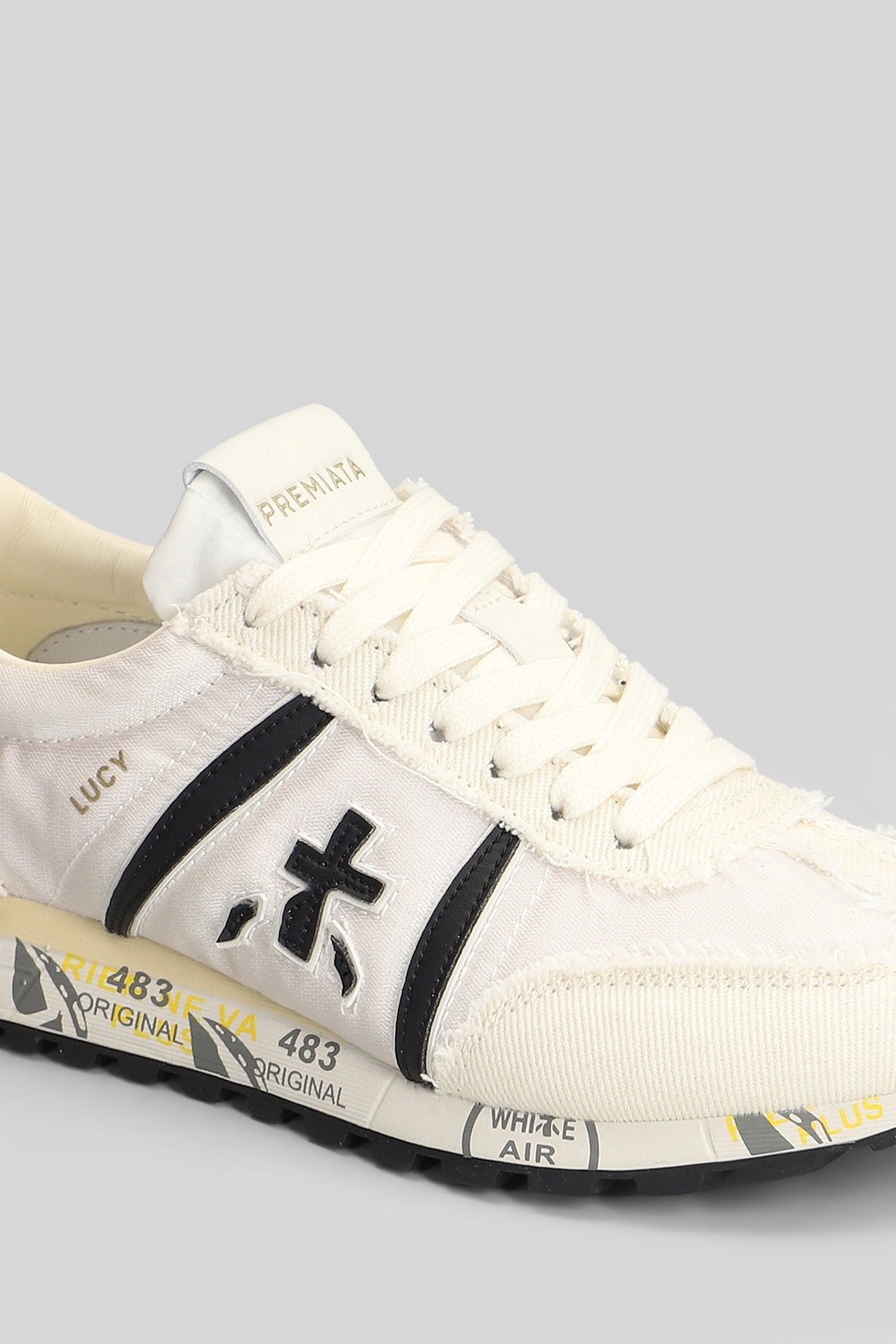 Lucy Sneakers Beige Fabric Scarpe
