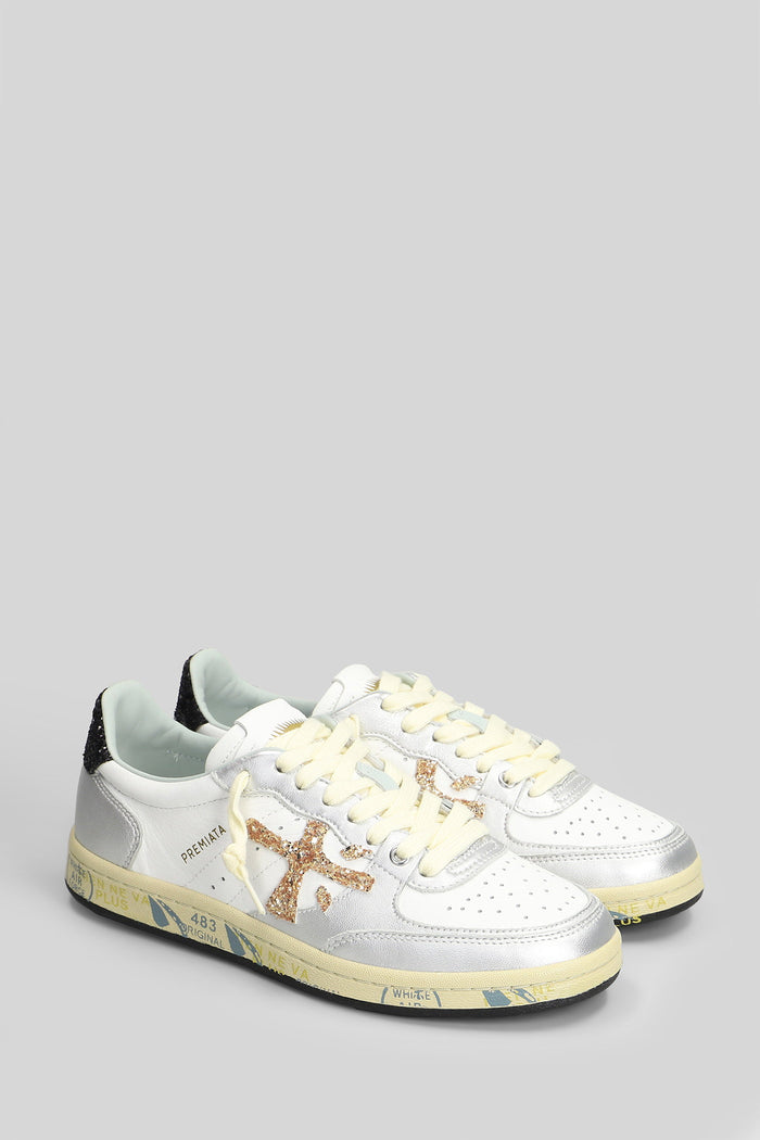 Bskt Clay Sneakers in white leather Scarpe