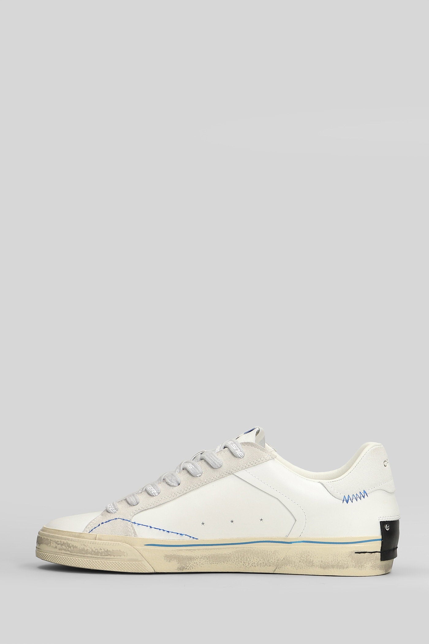 Distressed Sneakers in white leather Scarpe