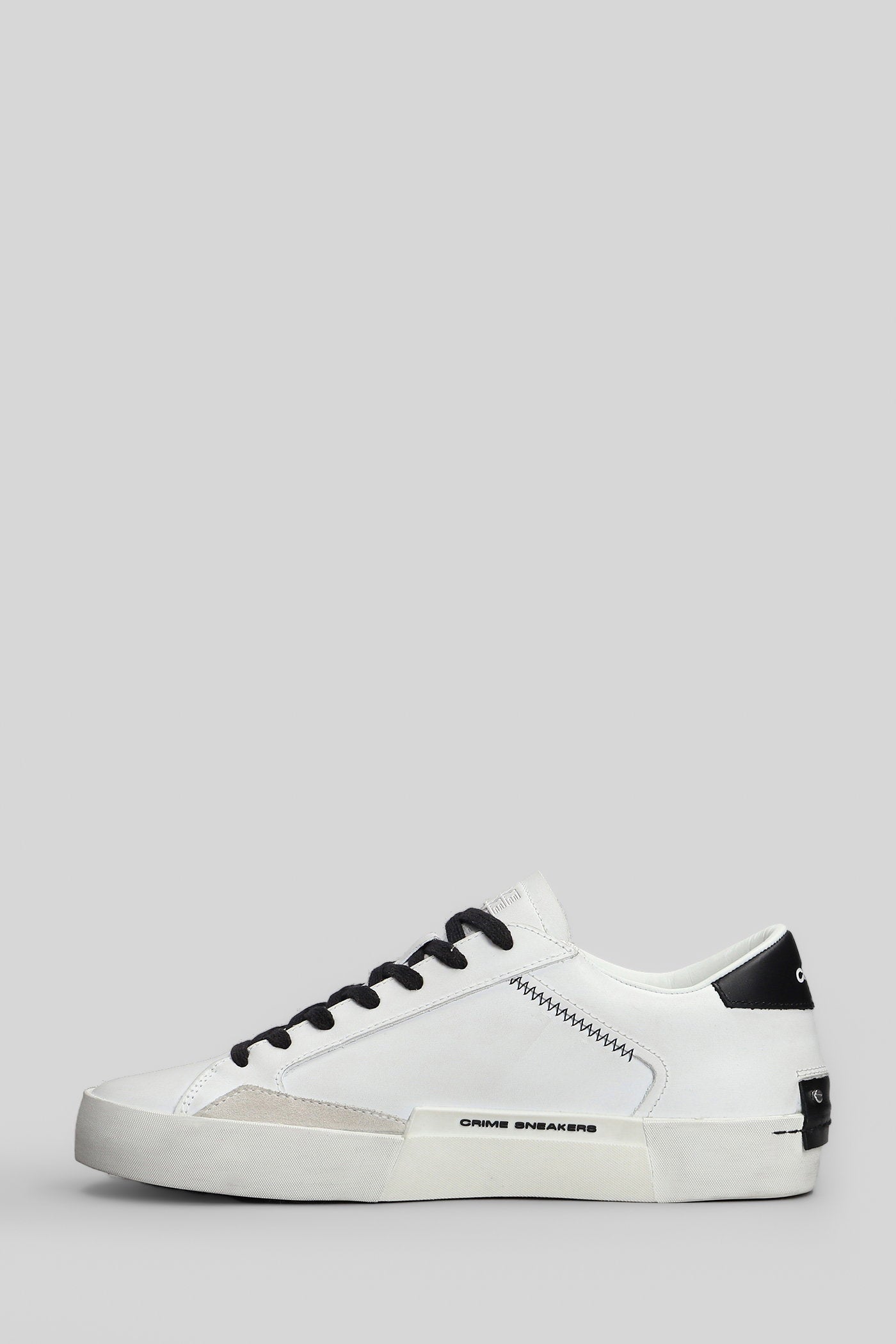 Distressed Sneakers in white leather Scarpe