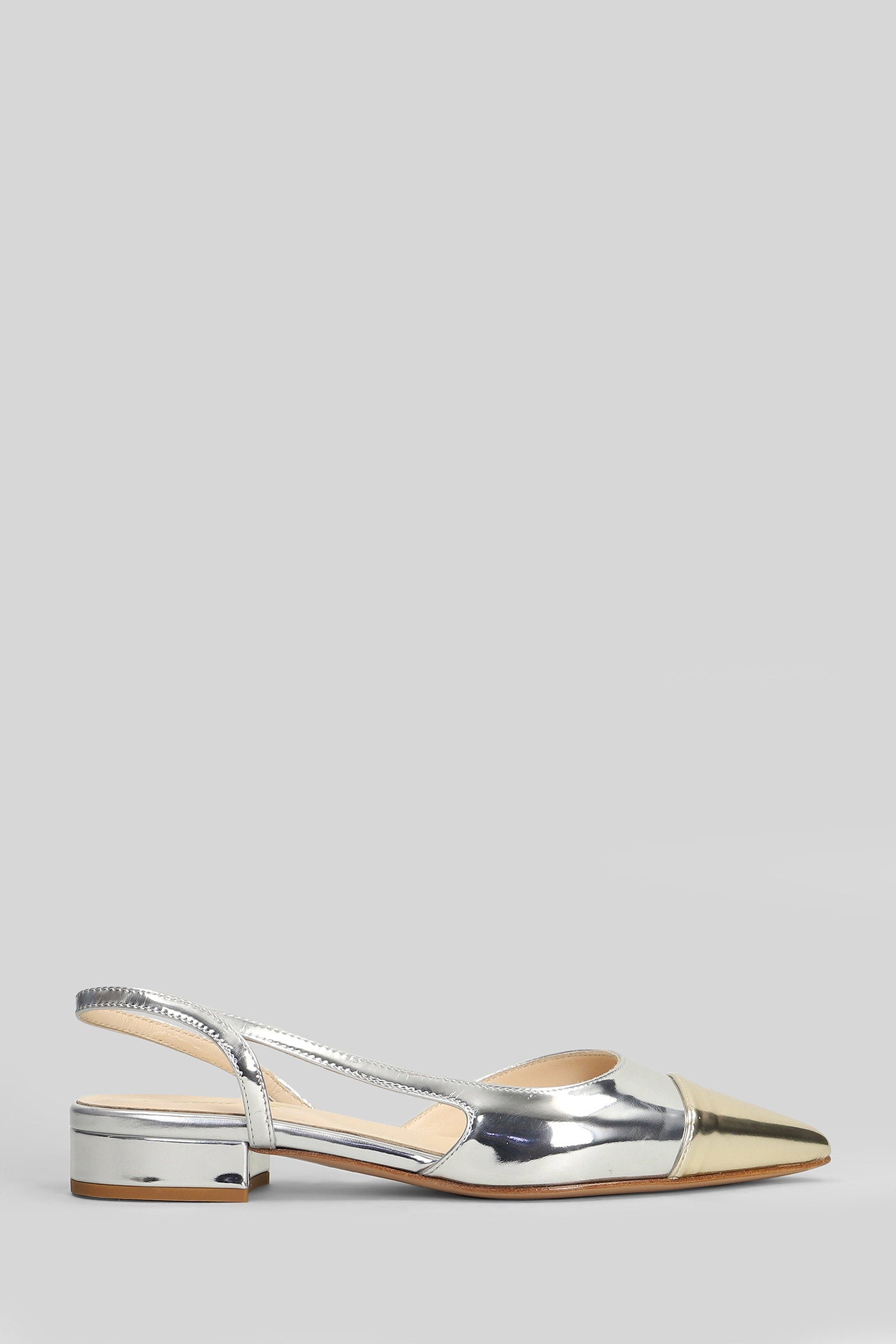 Ballet flats in silver leather Scarpe