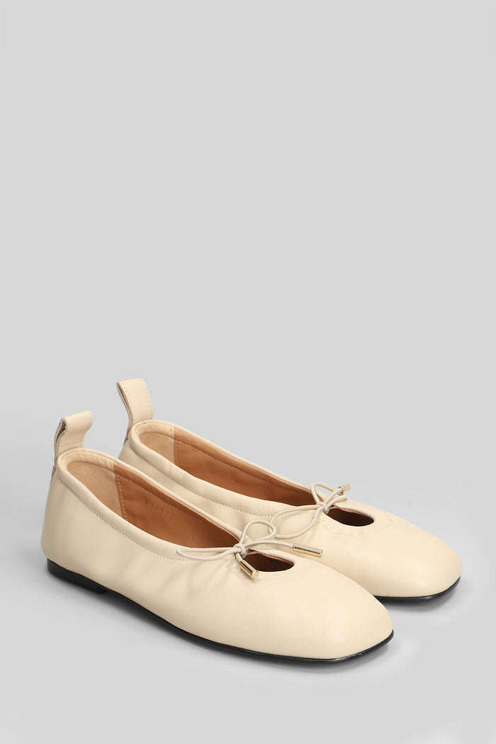 Rosalind Ballet flats in beige leather Scarpe