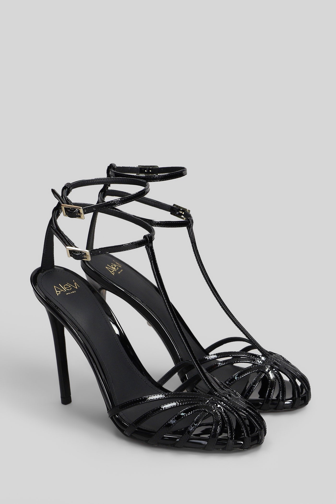 Stella 110 Sandals in black patent leather Scarpe