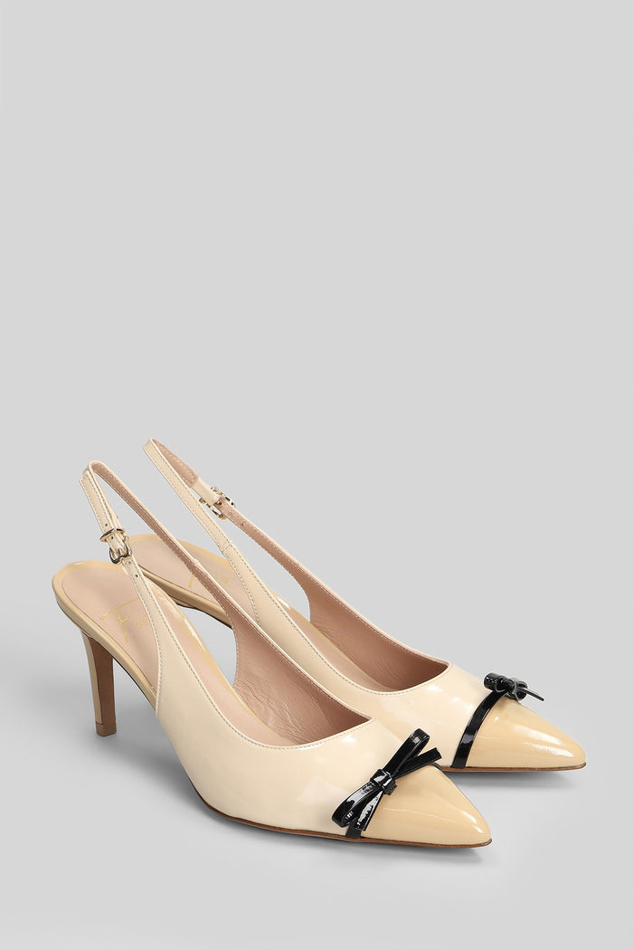 Antonia Pumps Beige Patent Leather Scarpe