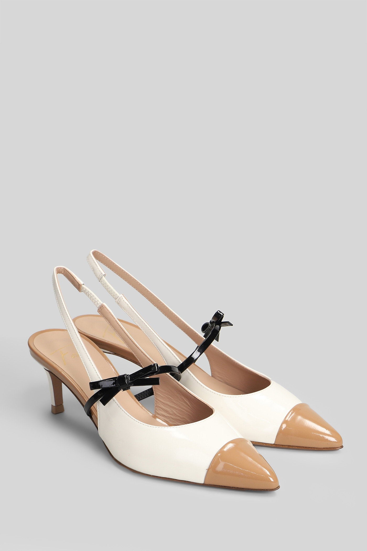 Barice Pumps White Patent Leather Scarpe