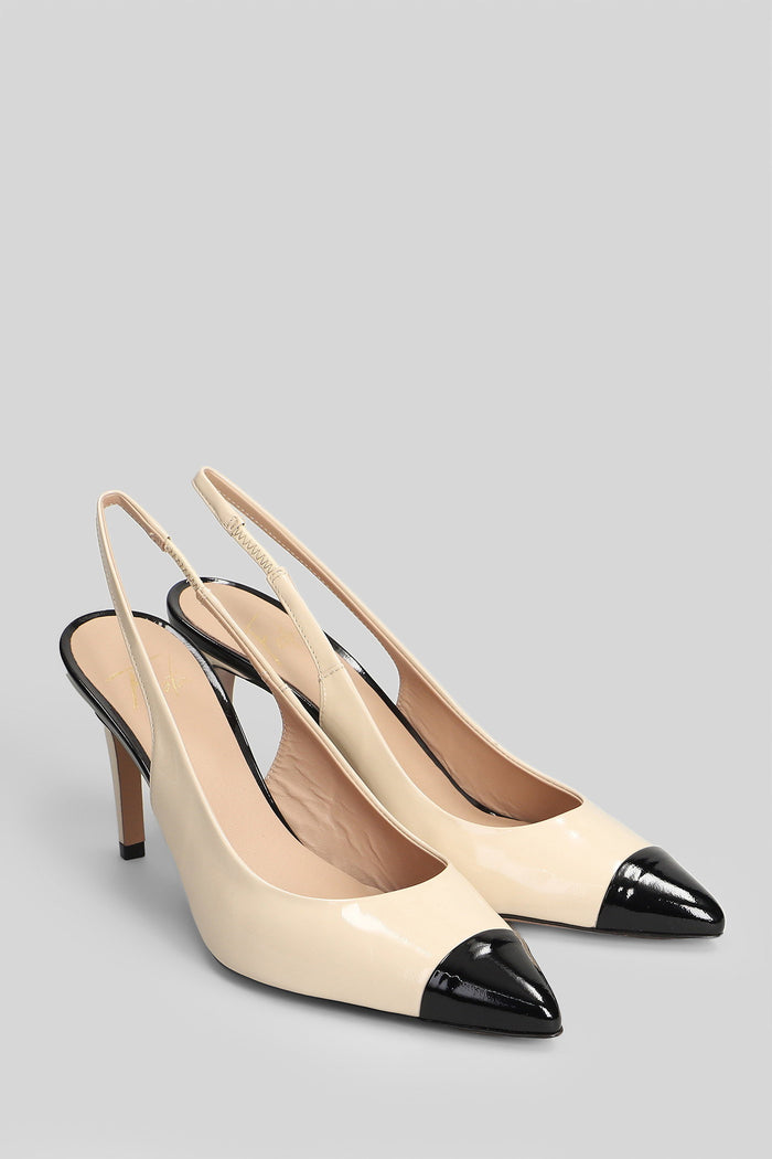 Clelia Pumps Beige Patent Leather Scarpe