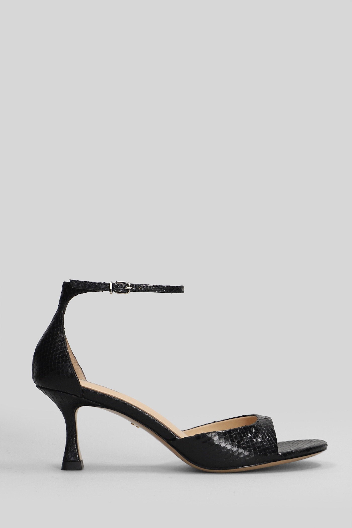 Kumala 65 Sandals Black Leather Scarpe