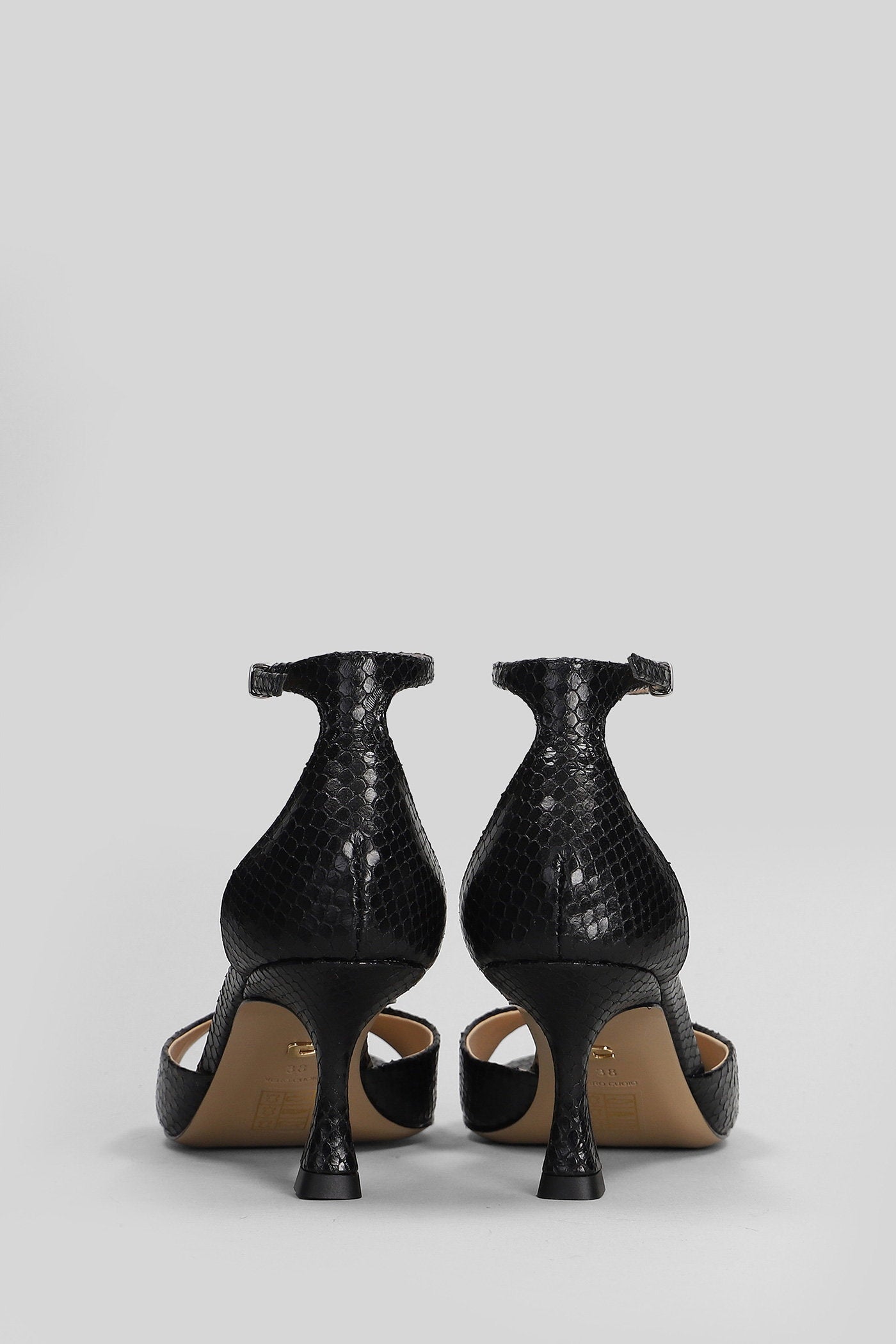 Kumala 65 Sandals Black Leather Scarpe