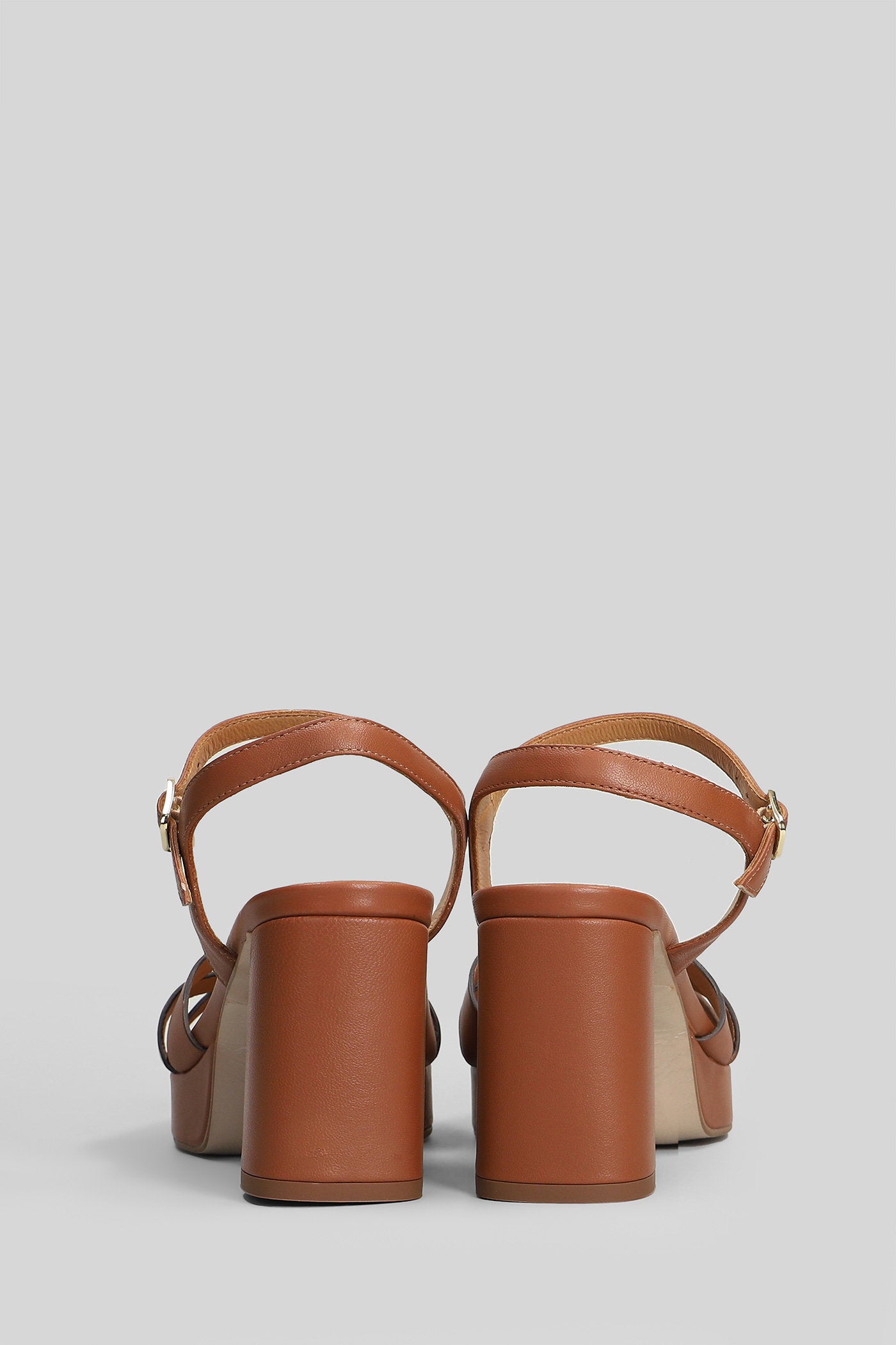 Sandals Leather Color Scarpe