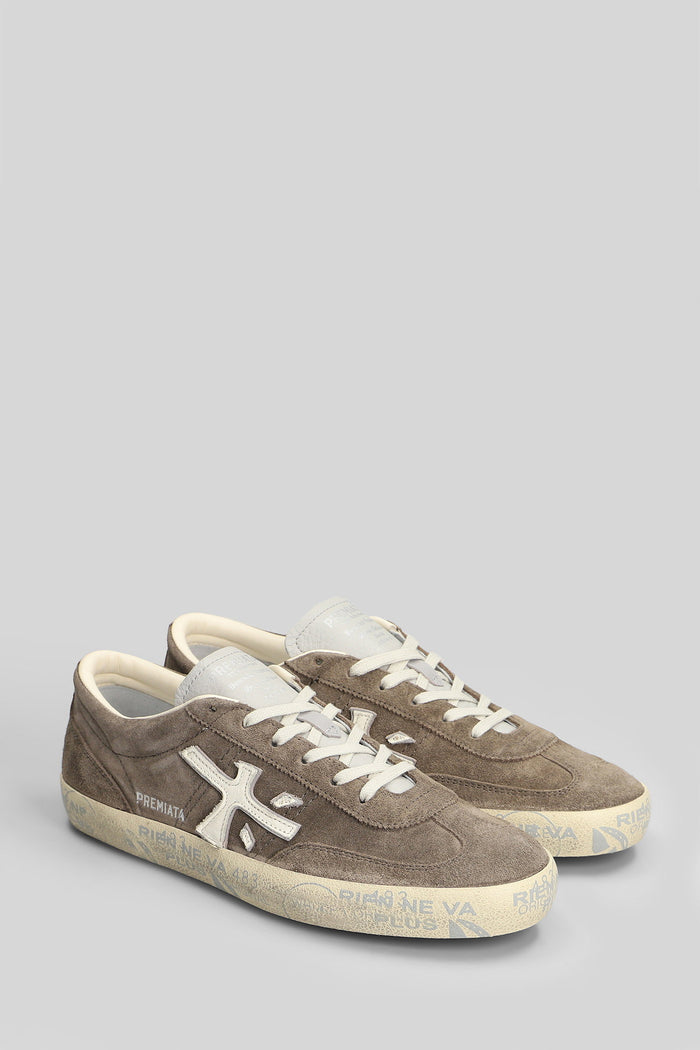 David Sneakers Taupe Suede Scarpe