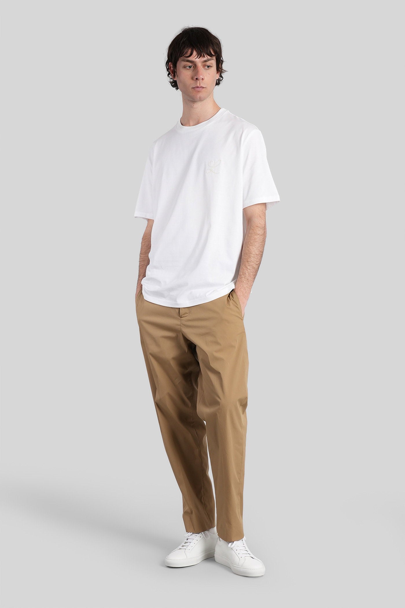 B253 T-Shirt White Cotton Abbigliamento
