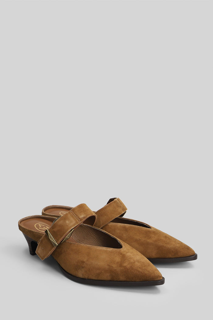 Tessa Slipper-Mule Leather Suede Color Scarpe