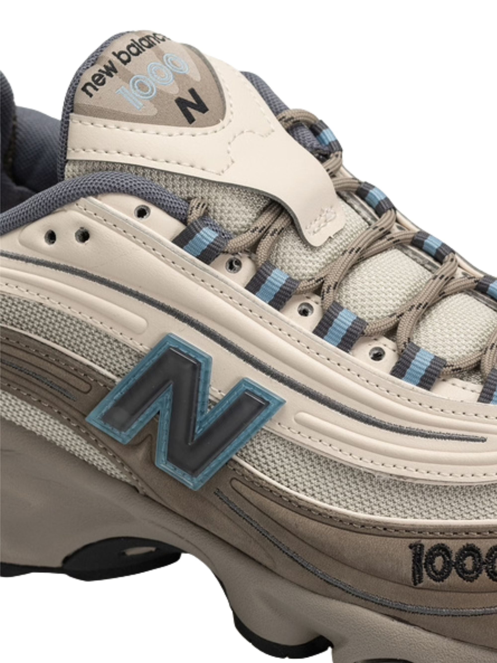 New Balance Sneakers Beige Suede Cordura
