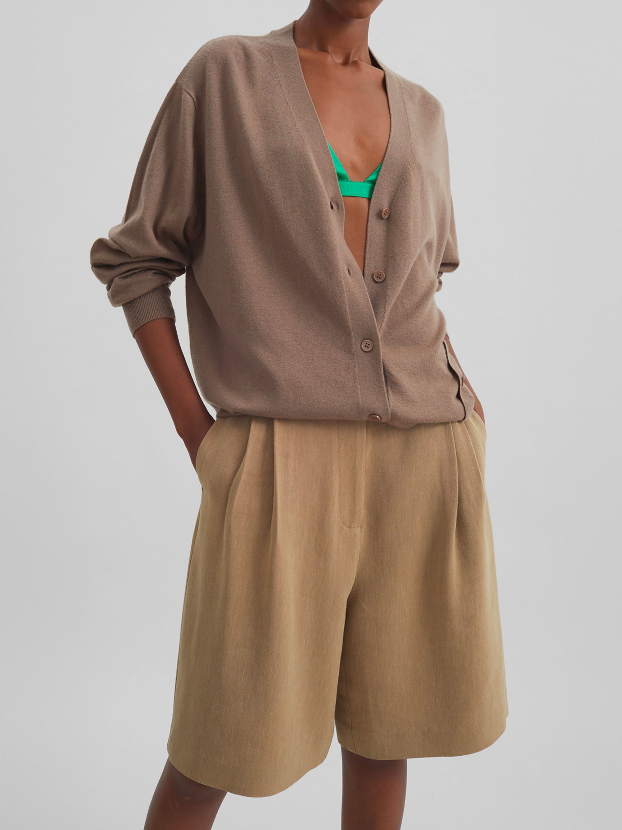 The Frankie Shop Shorts Beige Viscose Rayon Linen