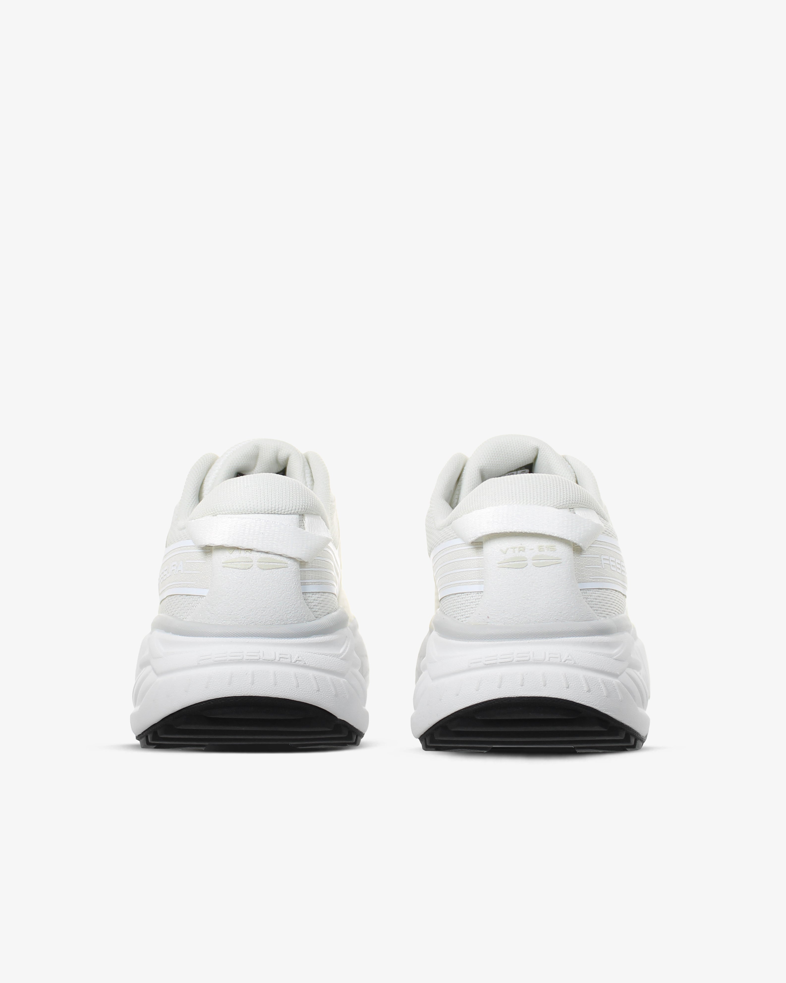 Trail Vtr - E15 01 White-ice
