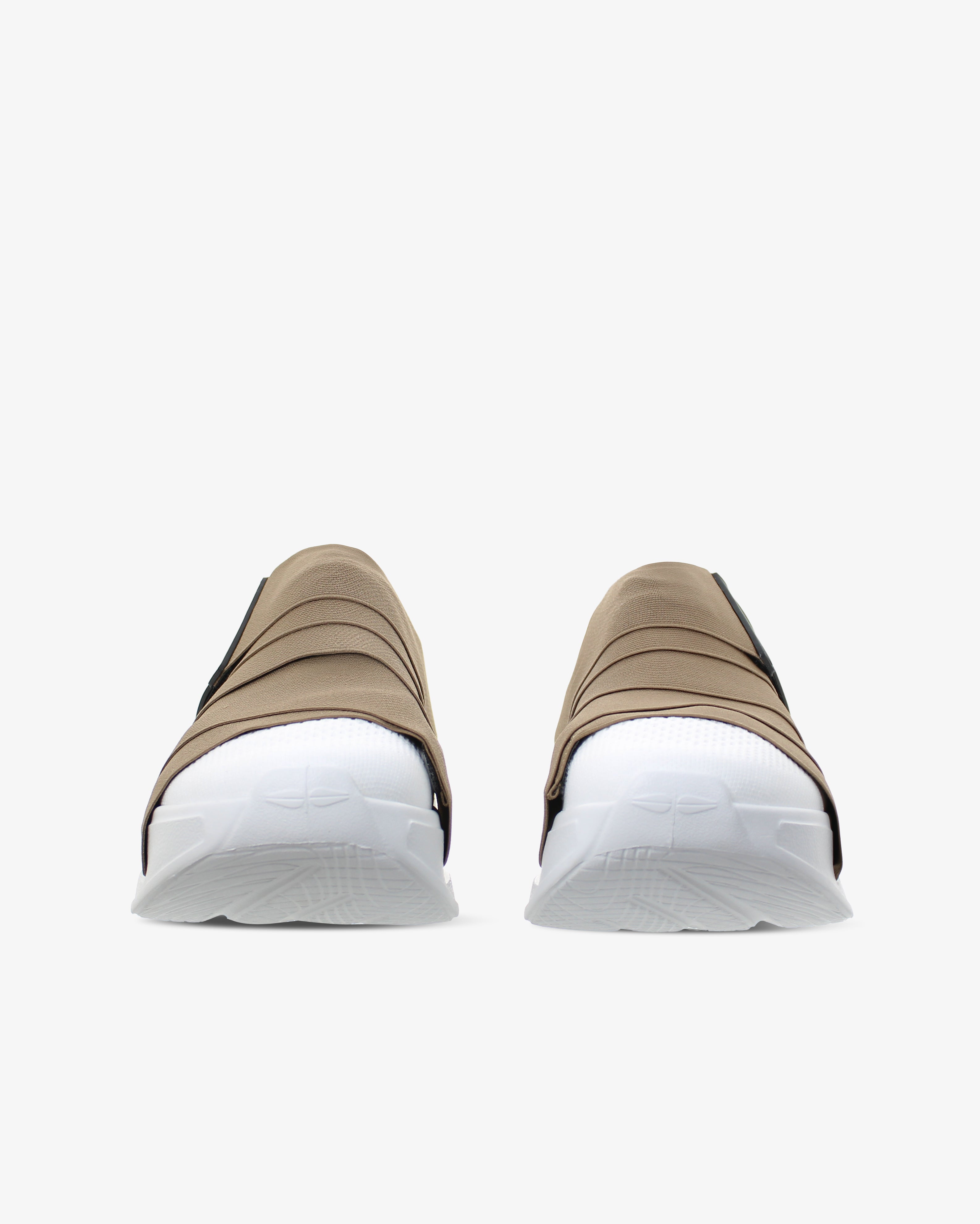 Change Shoe 12 Land Everyday Sneakers