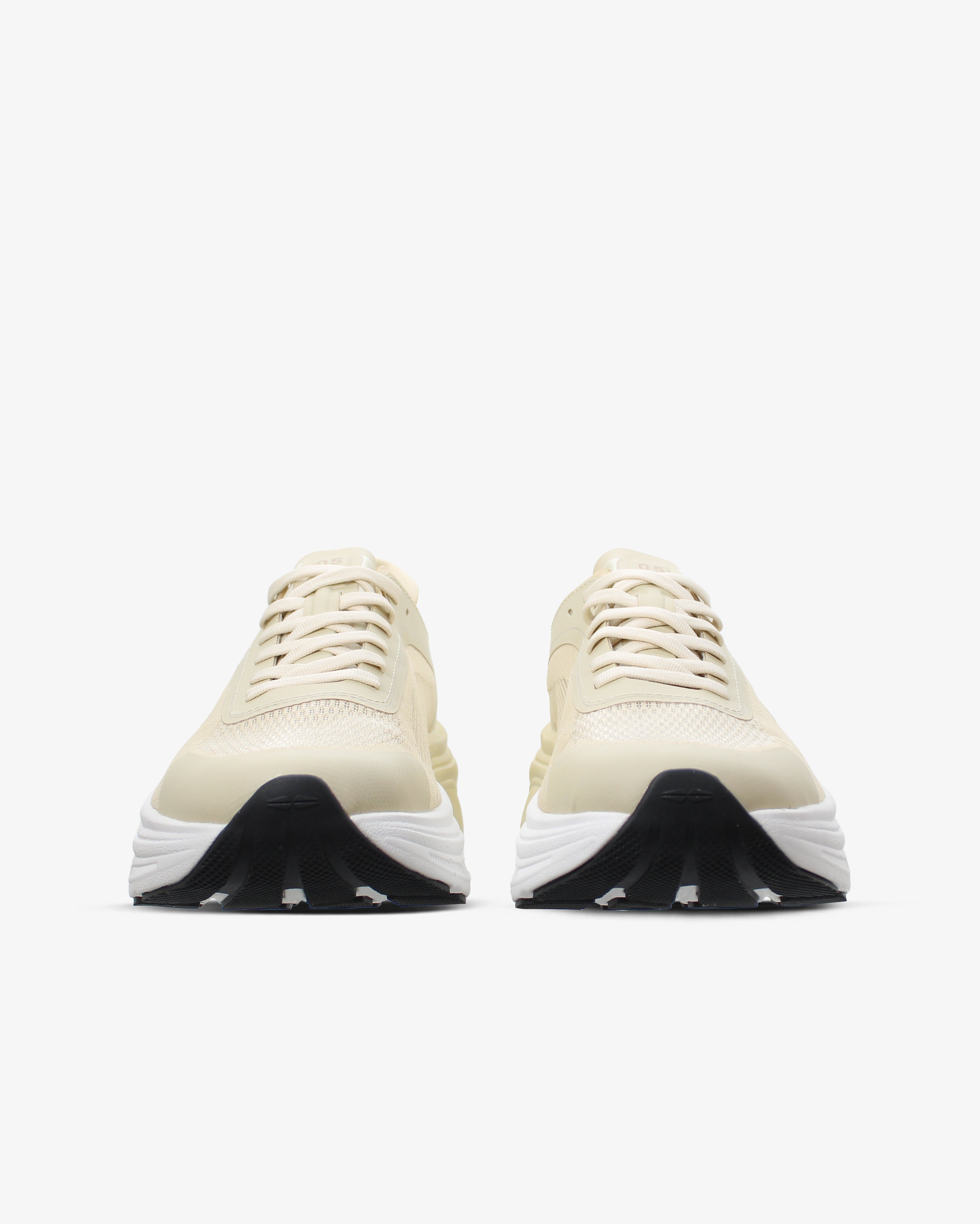 Speed 05 02 Sand Running Sneakers