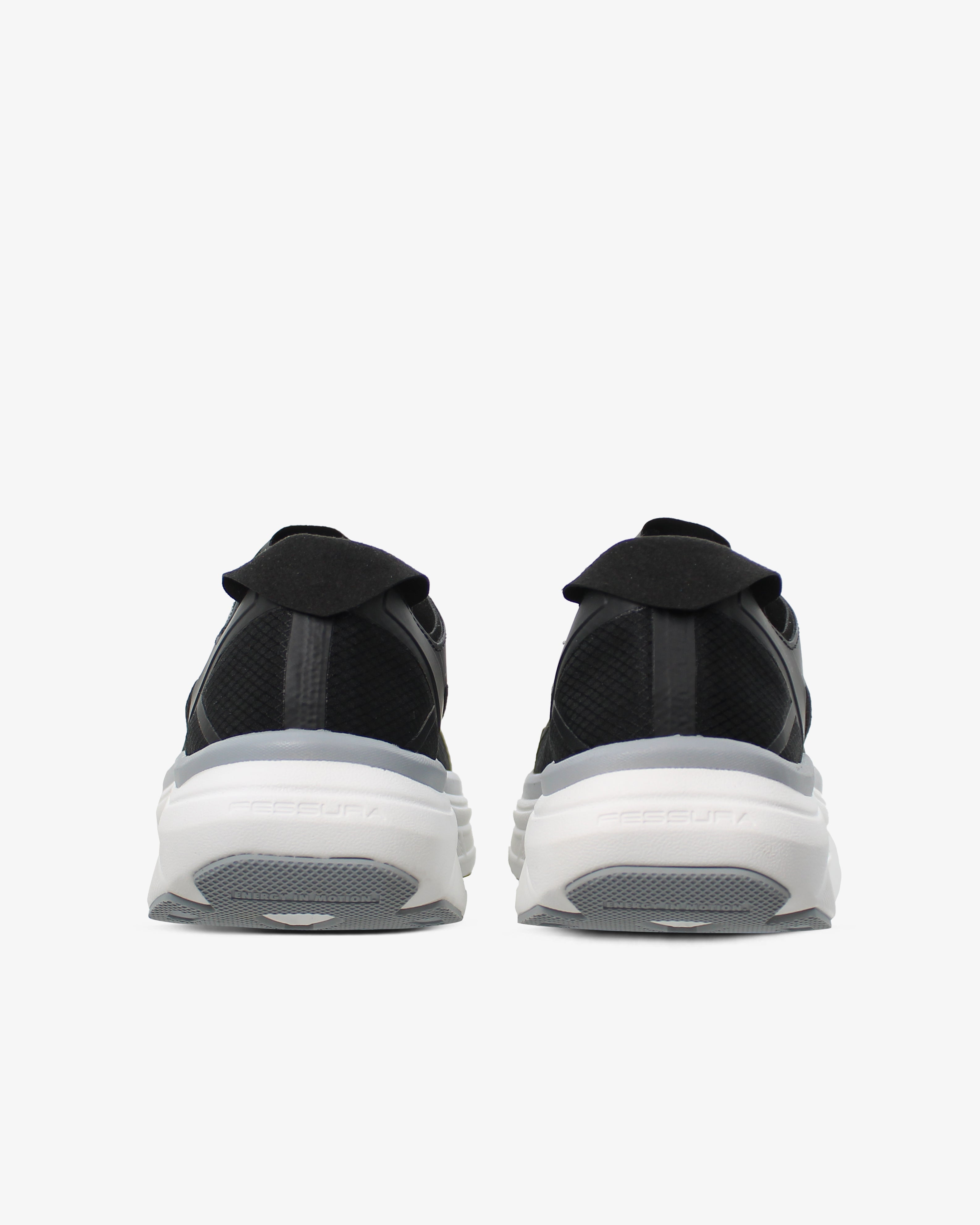 Speed 03 Black Running Sneakers