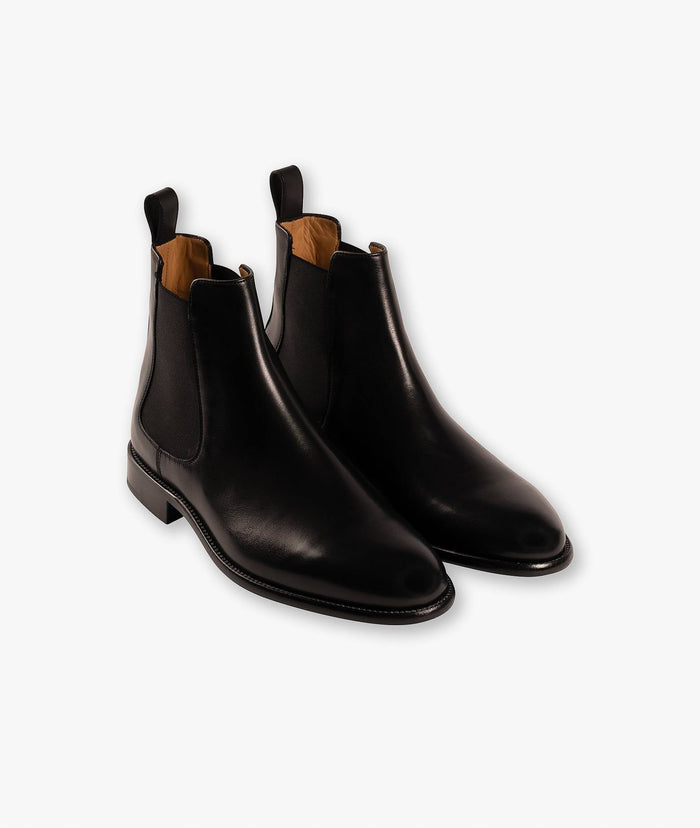 Leather Chelsea Julian Black Boot