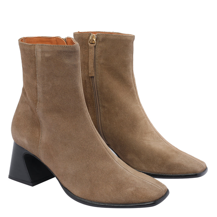 Angel Alarcon Boots Brown