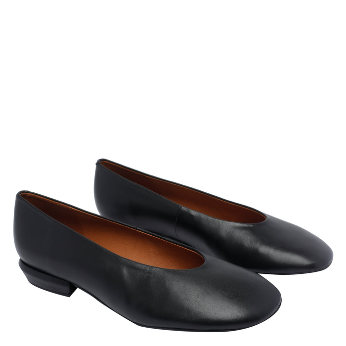 ANGEL ALARCON Flat shoes Black Calf Leather/rubber Sole
