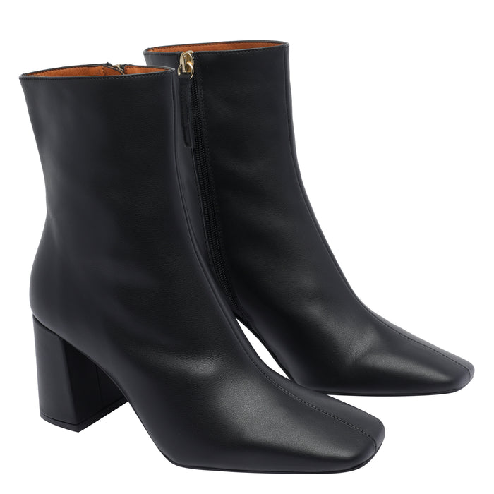 Angel Alarcon Boots Black Calf Leather/rubber Sole